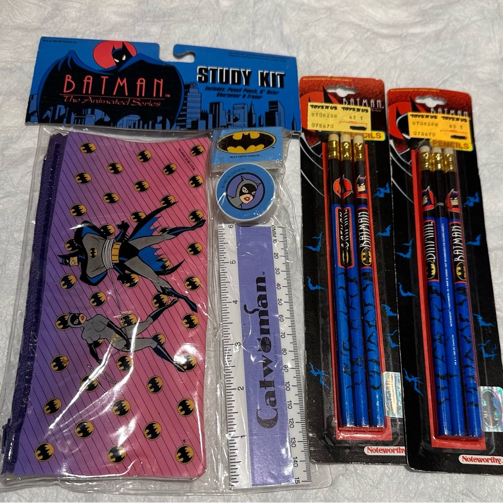 Vintage Batman the Animated Series Study Kit Catwoman New w/ 2 Pencil Sets